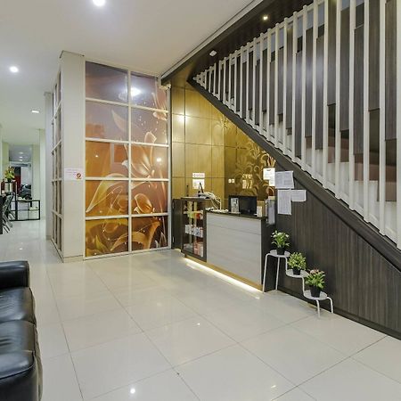 Reddoorz Near Samarinda Central Plaza Exterior foto